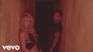 Shakira - Chantaje (Official video) ft. Maluma